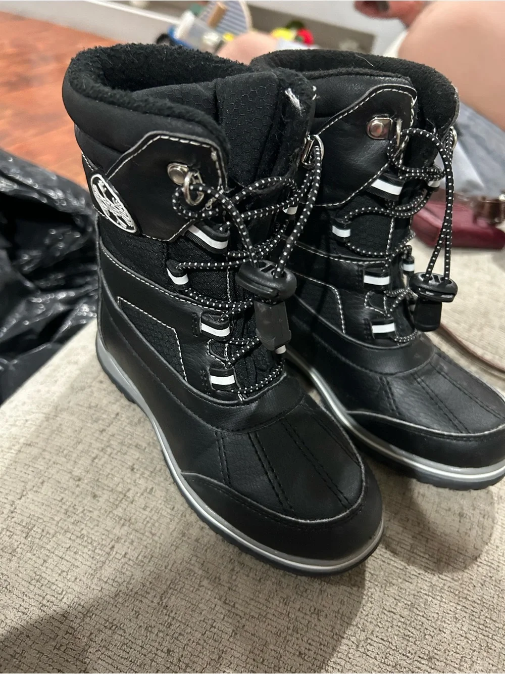 totes Black Kids Waterproof Snow Boots with Bungee Lace